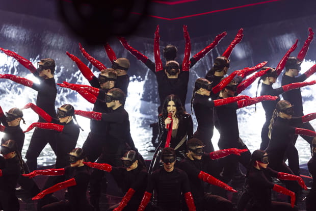 Laura Pausini chante en ouverture de l'Eurovision 2022