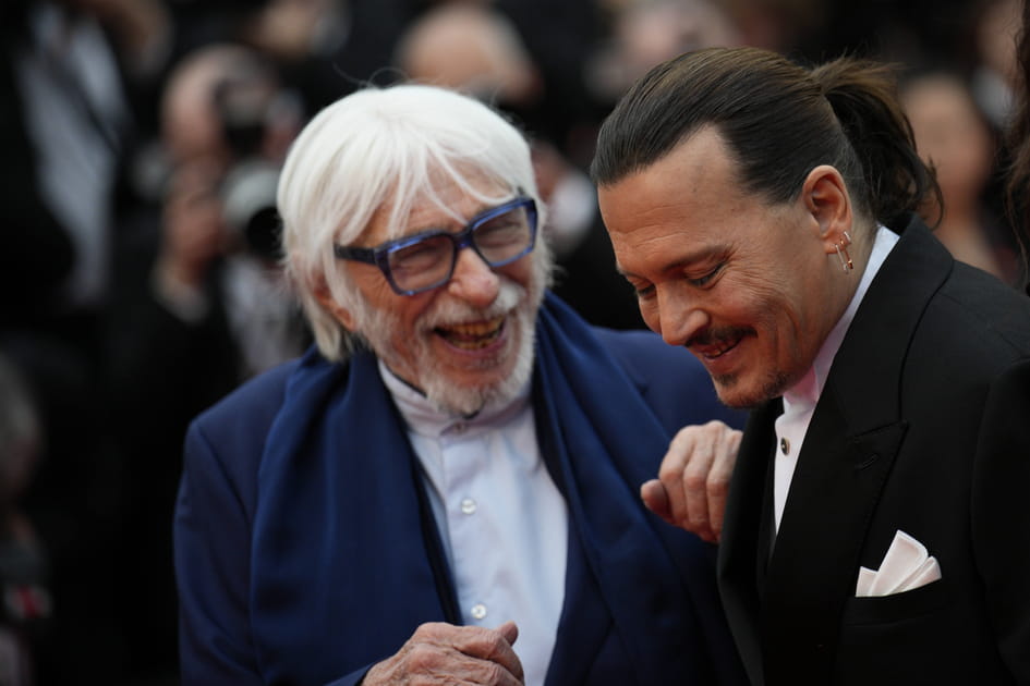 Johnny Depp et Pierre Richard tr&egrave;s complices, cette amiti&eacute; que personne n'avait vu venir