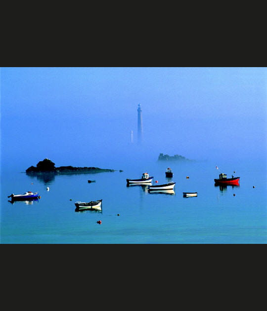 Le phare de l'&icirc;le Vierge