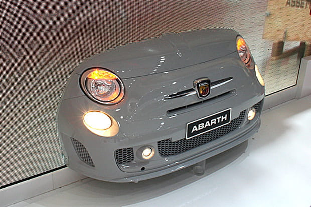 La Fiat 500 fait le mur