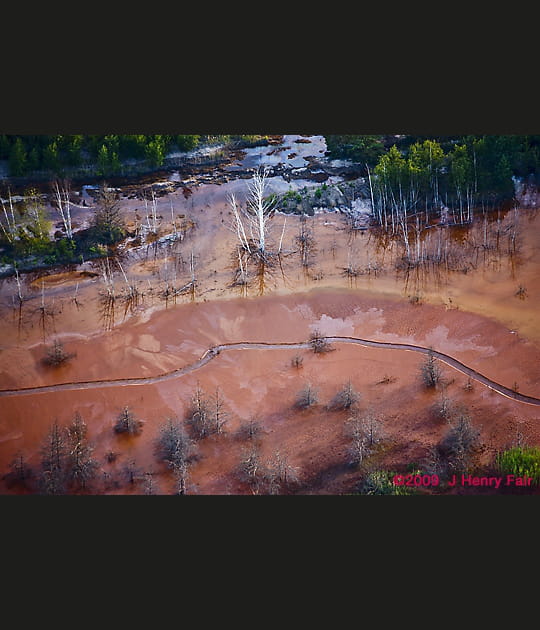 Des eaux compl&egrave;tement pollu&eacute;es