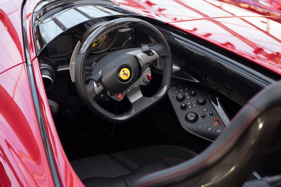 A bord du prototype de la Ferrari Monza SP1
