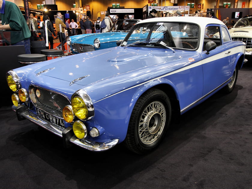 Peugeot 403&nbsp;Coup&eacute; &quot;Ren&eacute; Bernard&quot;