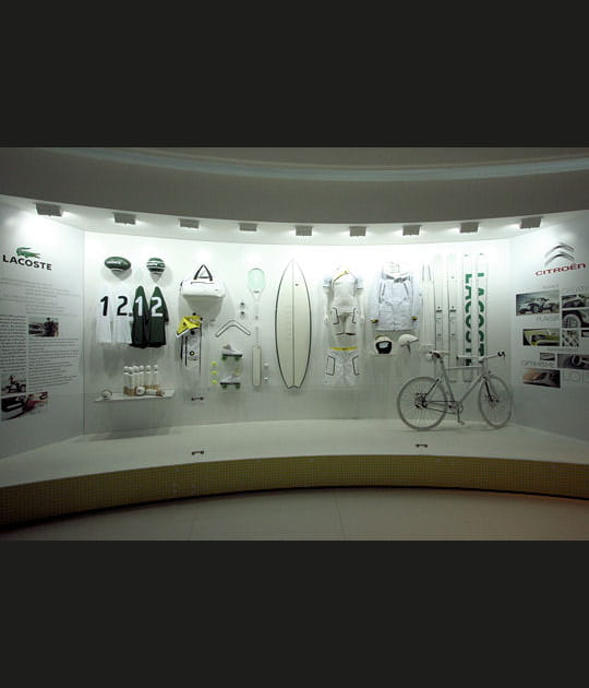 Boutique Lacoste