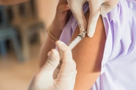 D&eacute;j&agrave; disponible pour une autre maladie, ce vaccin r&eacute;duirait le risque de d&eacute;mence, de crise cardiaque et d'AVC