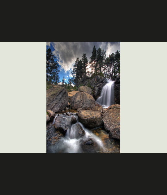 Cascade dans les Pyr&eacute;n&eacute;es