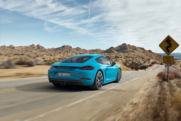 La Porsche Cayman passe au turbo