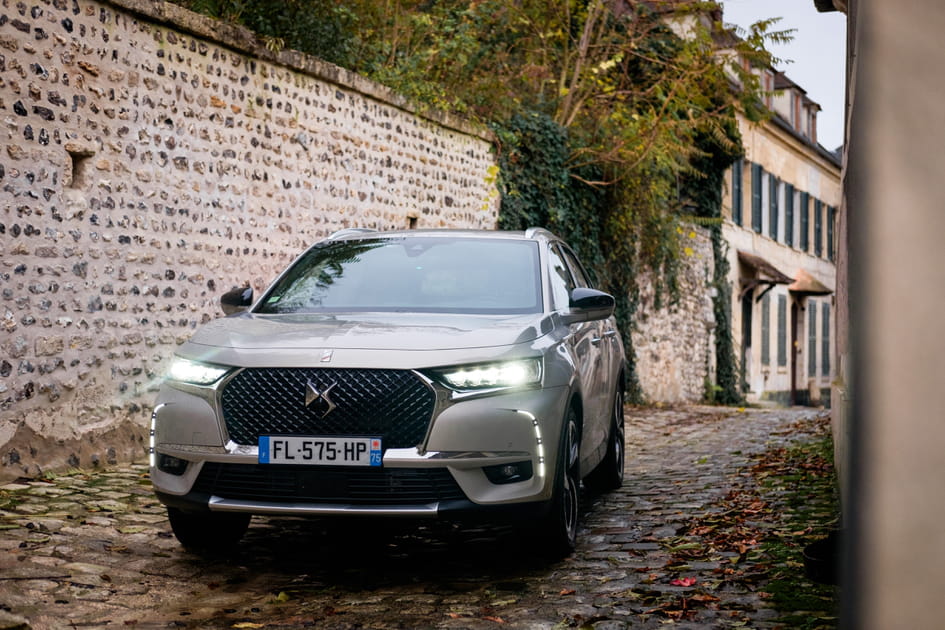 Notre avis sur le DS7&nbsp;Crossback E-Tense&nbsp;: un roi de la route au confort absolu