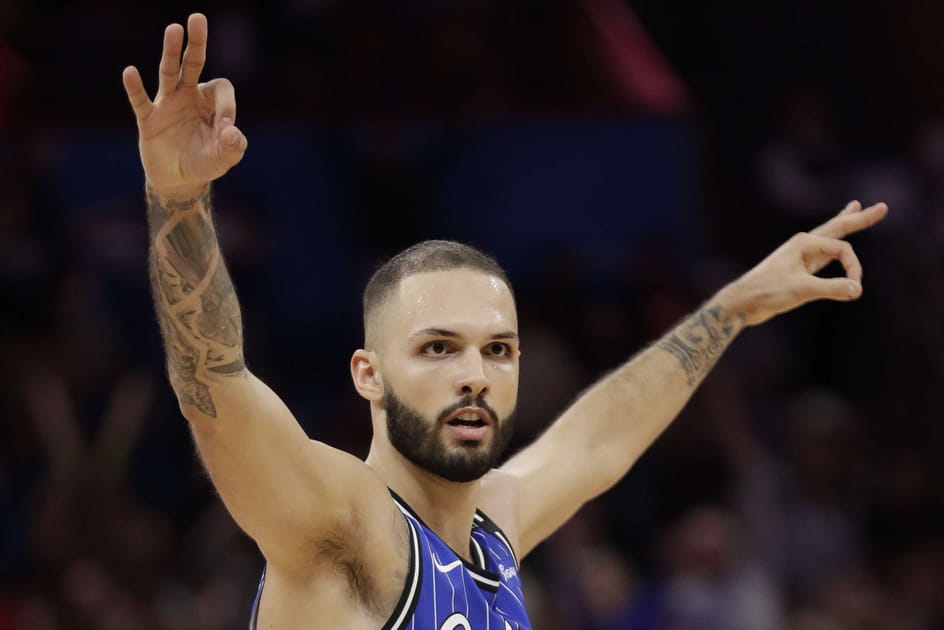 9e - Evan Fournier (basket)&nbsp;: 15,2&nbsp;millions d'euros par an