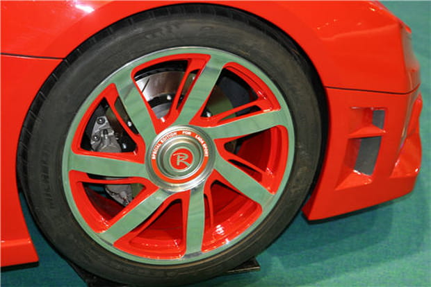 Performances : un rapport poids puissance / avantageux