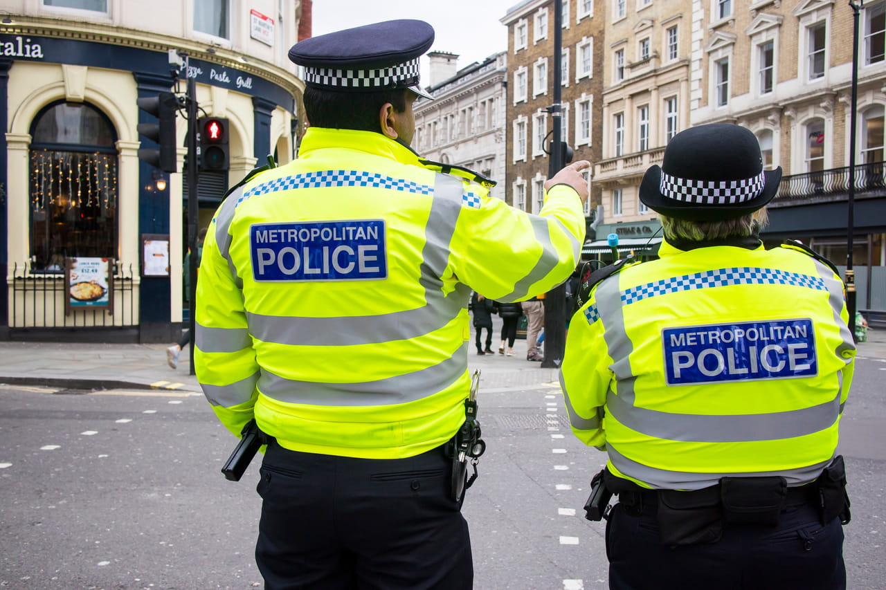 "Crétin", "idiot"... Insulté par sa patronne, il l'attaque en justice et perd son procès