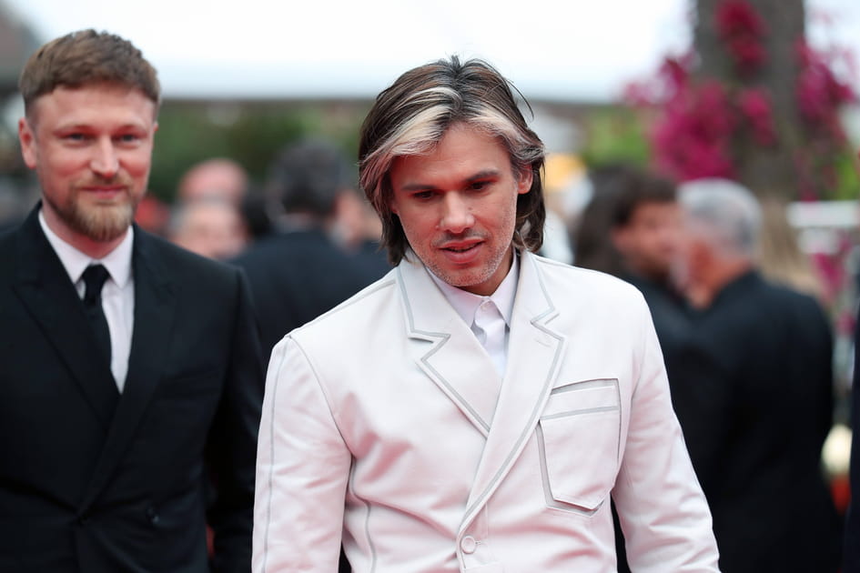 Orelsan tout en blanc au Festival de Cannes