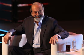 Ce milliardaire est l'un des hommes les plus riches du monde, il r&eacute;clame la retraite &agrave; 75&nbsp;ans pour tous