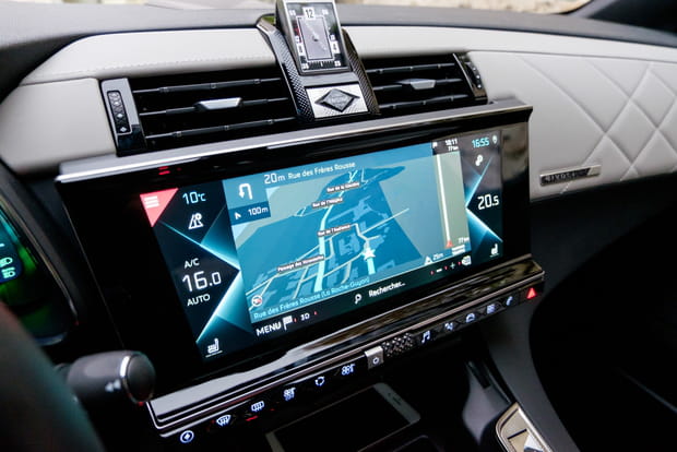 Que vaut l'écran tactile du DS7 Crossback ?