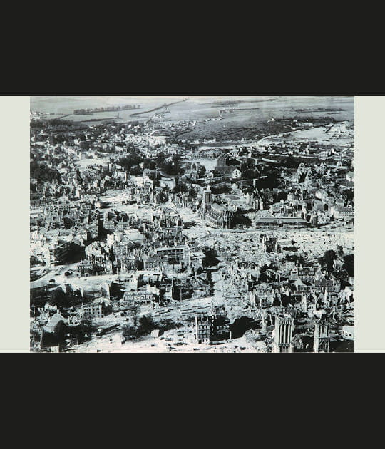 Caen retrouve la libert&eacute; en juillet 1944