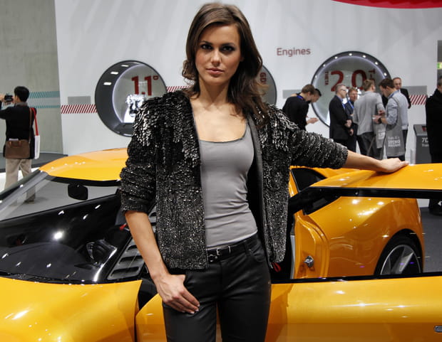Salon de Genève 2014 : les plus belles hôtesses