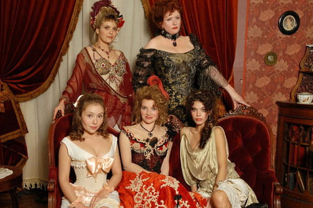 La Maison Tellier : Odile et ses pensionnaires