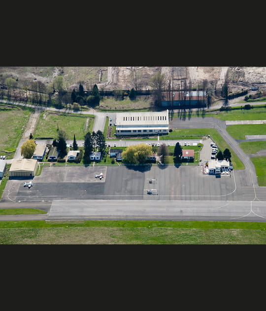 L'a&eacute;rodrome de Saint-Cyr-l'Ecole vue du dessus