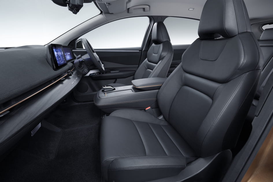 ARIYA Interior Image  Front seat