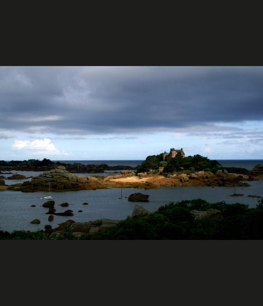 C&ocirc;te de granit rose, France