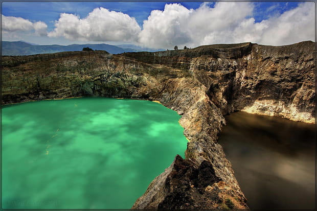 Les lacs du volcan Kelimutu