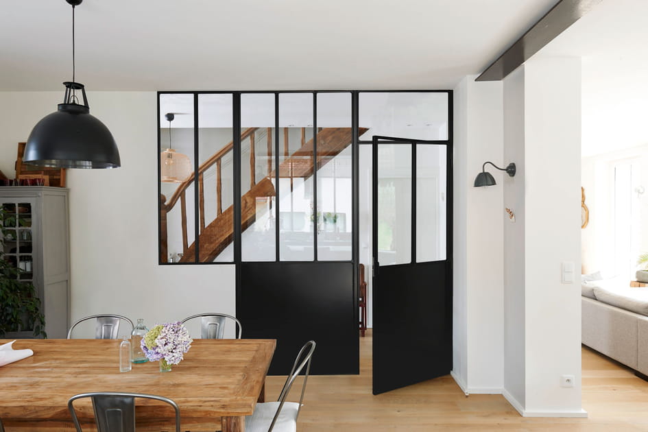 Une verri&egrave;re avec porte int&eacute;gr&eacute;e