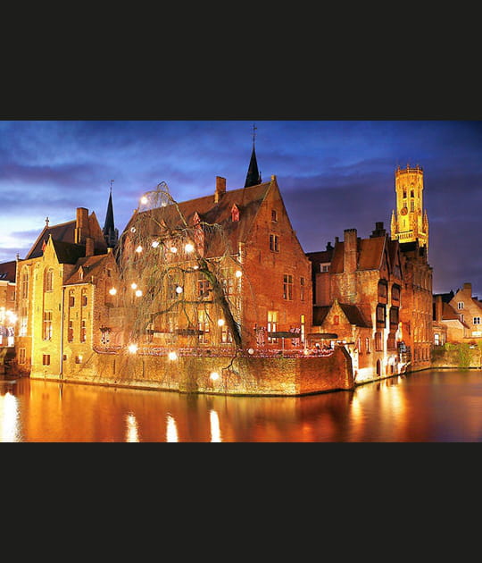 Bruges illumin&eacute;e