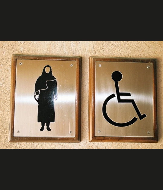 Toilettes pour femmes