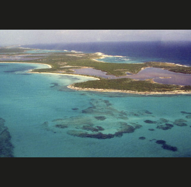 Little Ragged Island, bord&eacute;e de plages&nbsp;: 17,5&nbsp;millions d'euros