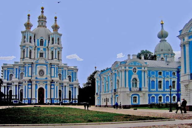 Le couvent Smolny de Saint-Pétersbourg