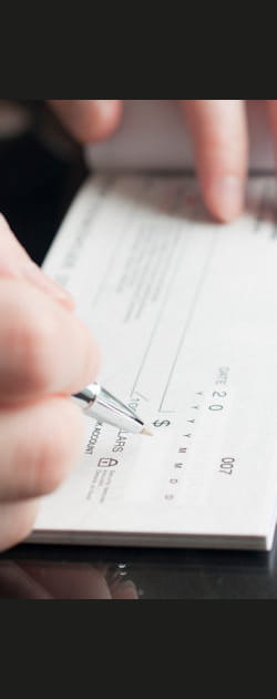 A l'&eacute;tranger, &eacute;vitez le paiement par ch&egrave;que