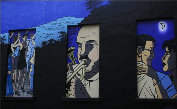 Caroline Baldwin, une séduisante détective