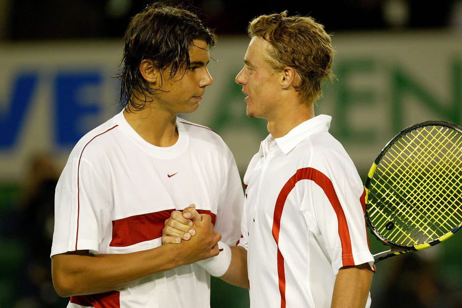 Au troisi&egrave;me tour de l'Open d'Australie, il est &eacute;limin&eacute; par Lleyton Hewitt