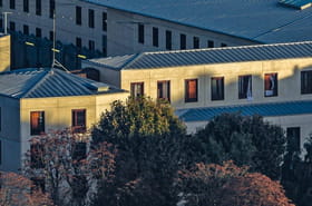 Photos de Sarkozy en prison&nbsp;: des images du d&eacute;tenu le plus c&eacute;l&egrave;bre de France publi&eacute;es&nbsp;?