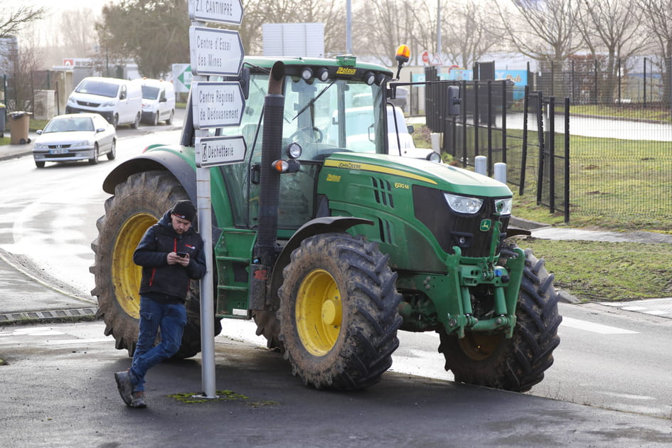 Col&egrave;re des agriculteurs&nbsp;: les blocages en images