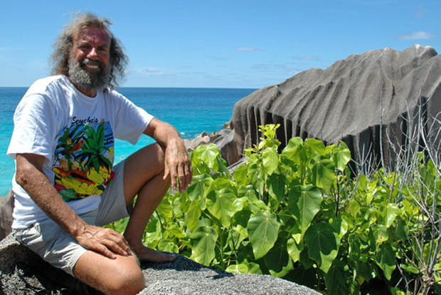 Antoine au paradis des Seychelles