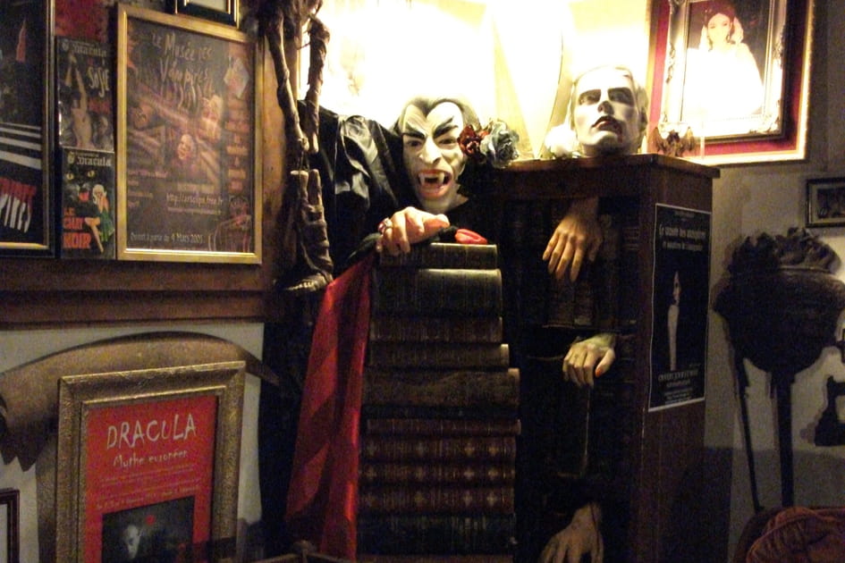 Musée Des Vampires Et Monstres De L Imaginaire Le Musée des Vampires et Monstres de l'Imaginaire aux Lilas