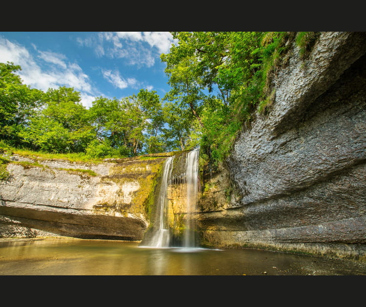 La vall&eacute;e aux sept cascades dans le Jura