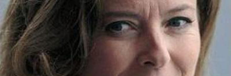 Val&eacute;rie Trierweiler&nbsp;: elle d&eacute;fend sa vie priv&eacute;e au&nbsp;tribunal