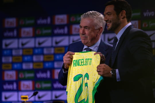Ancelotti&nbsp;: &quot;J'ai entra&icirc;n&eacute; 34&nbsp;Br&eacute;siliens et je n'ai eu des probl&egrave;mes qu'avec un seul&quot;