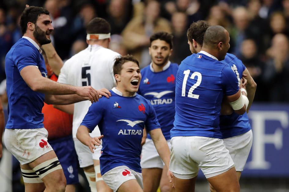 Les Bleus soulag&eacute;s et heureux