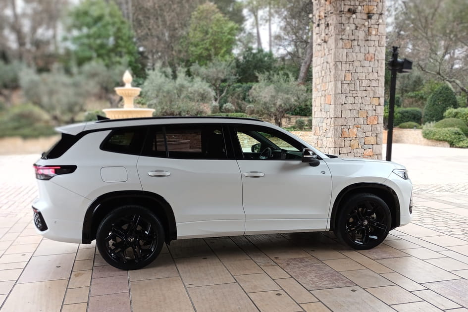 Le Volkswagen Tayron vient se placer entre le Tiguan et le Touareg