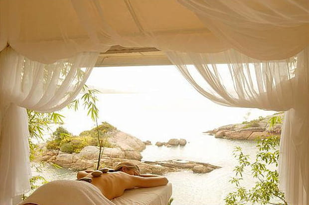 Massage aux pierres chaudes