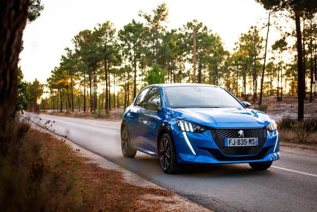 Notre avis sur la nouvelle Peugeot 208 : la voiture de l'année ?