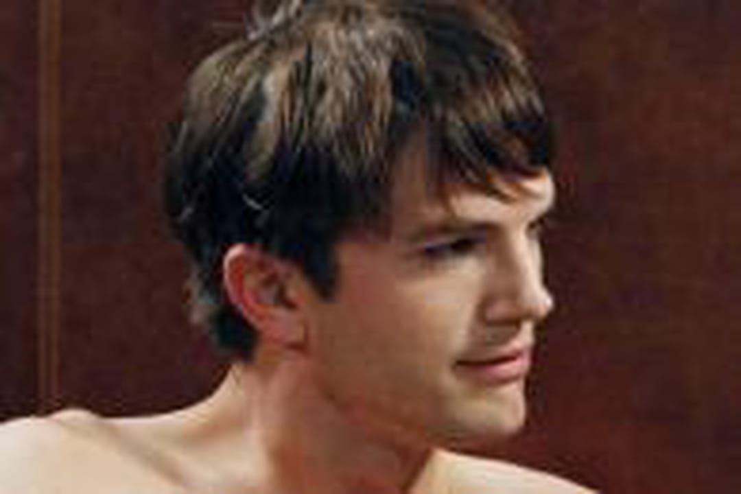 Ashton Kutcher dans Mon Oncle Charlie Ashton Kutcher dans Mon Oncle Charlie