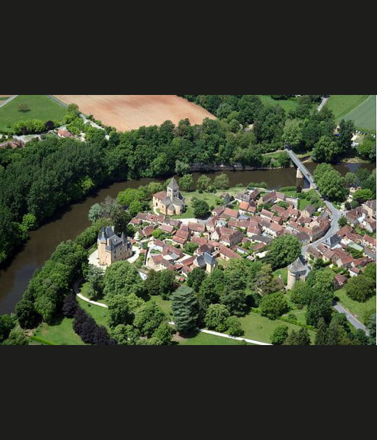 Saint-L&eacute;on sur V&eacute;z&egrave;re
