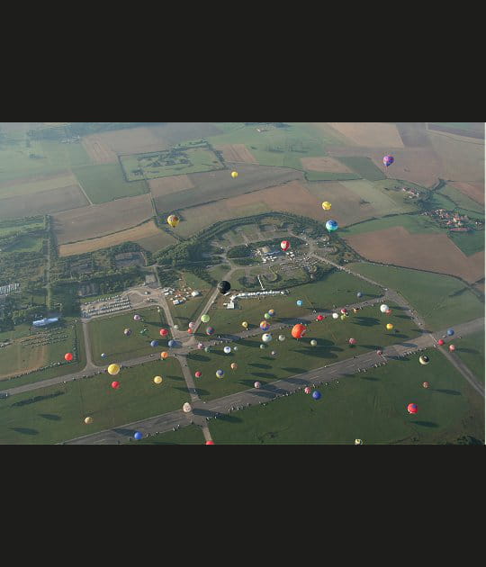 Au dessus de Chambley Air Base