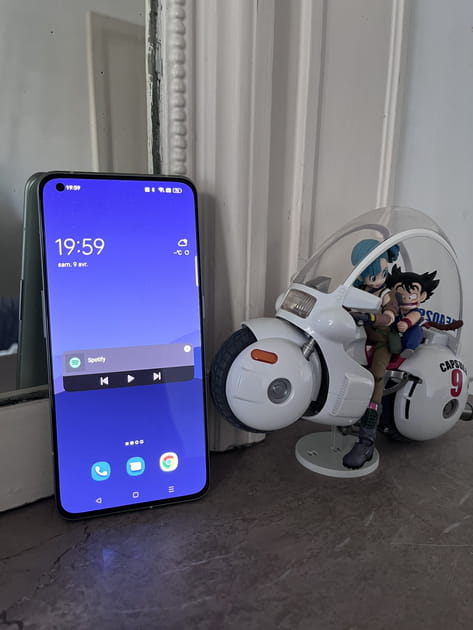 Un bon t&eacute;l&eacute;phone qui souffre de la concurrence