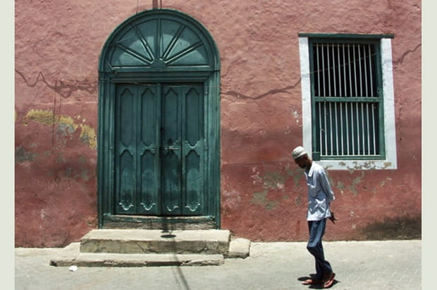 Promenade dans les ruelles du monde entier