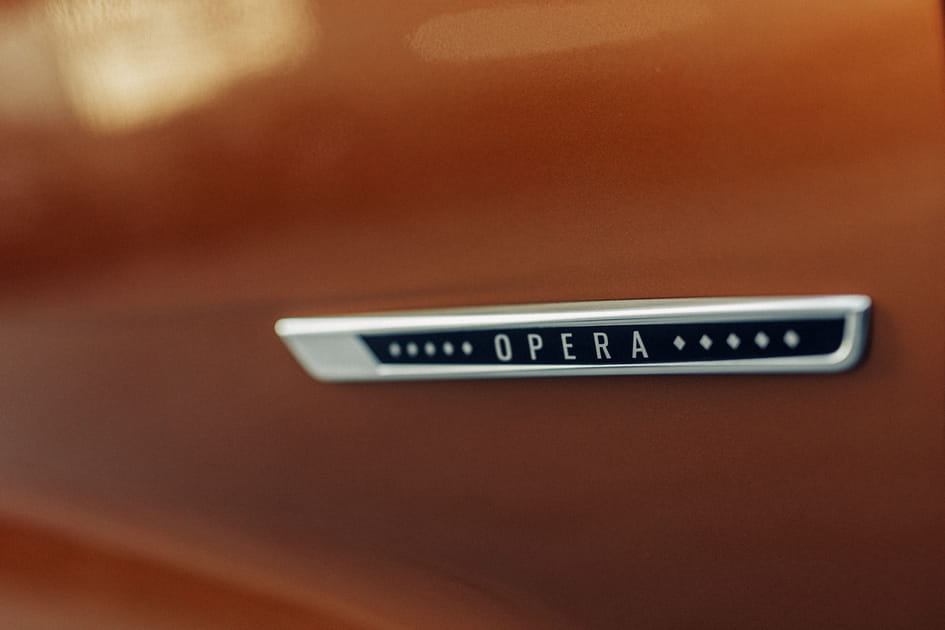 DS Opera